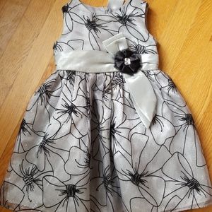 Girls party dress